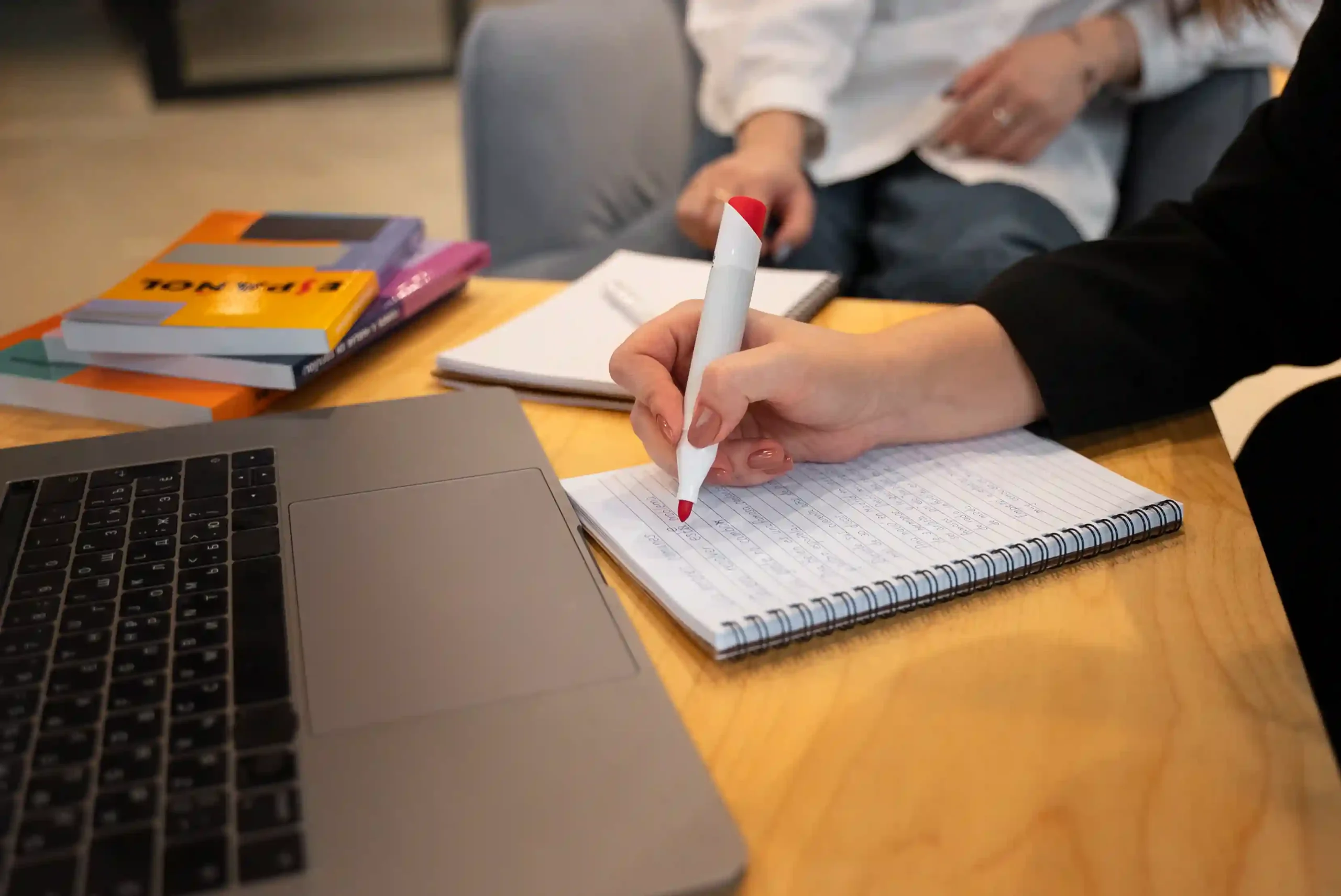 Guide to Choosing PhD Dissertation Writing Services